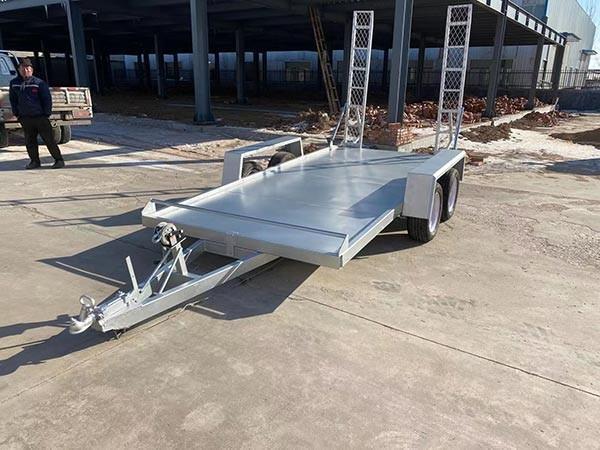 應(yīng)該怎樣保證平板掛車輪胎的使用壽命？