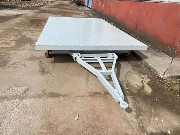  為什么不能草率的選擇平板拖車廠家